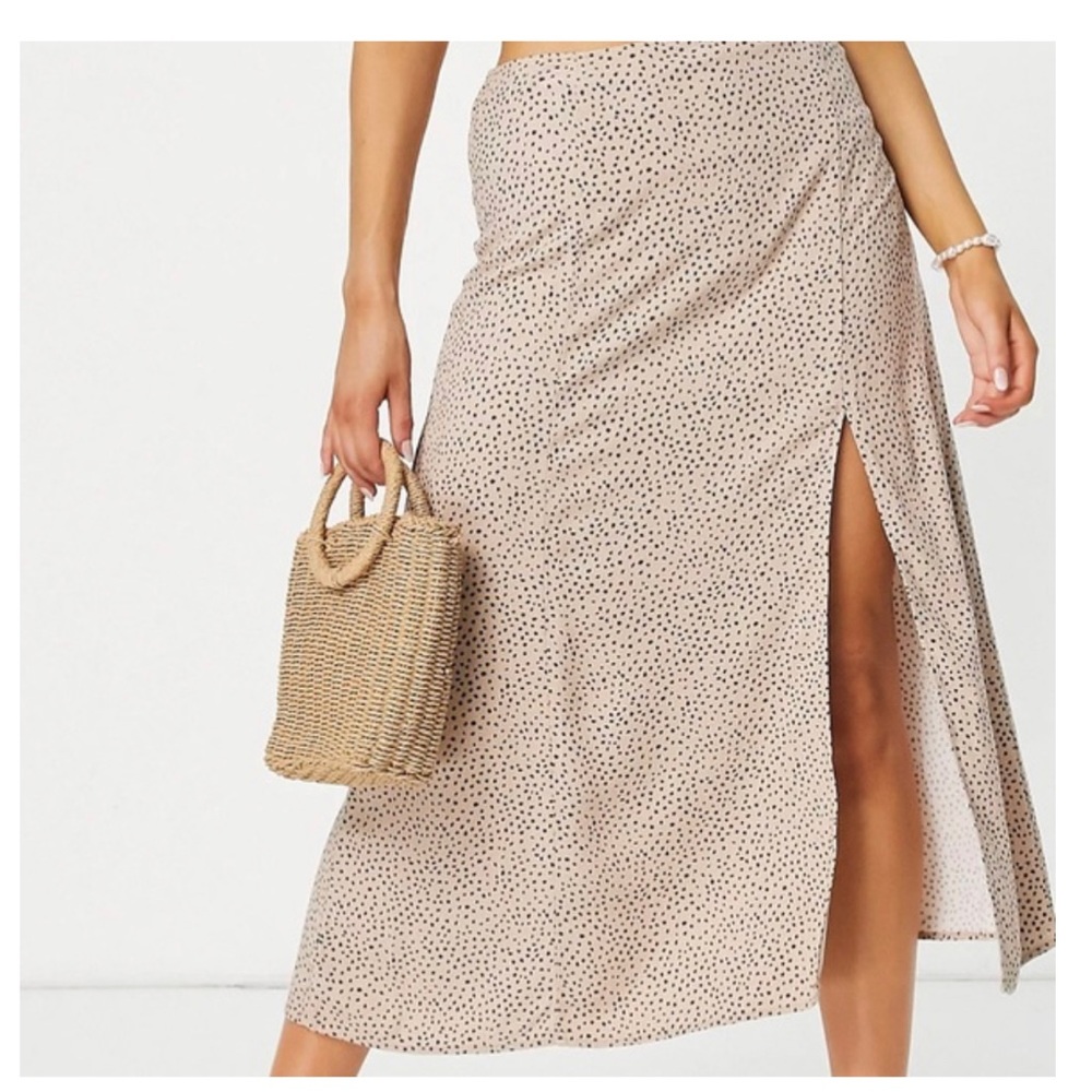 Abercrombie and Fitch Womens Size Small- High slit flirty midi skirt